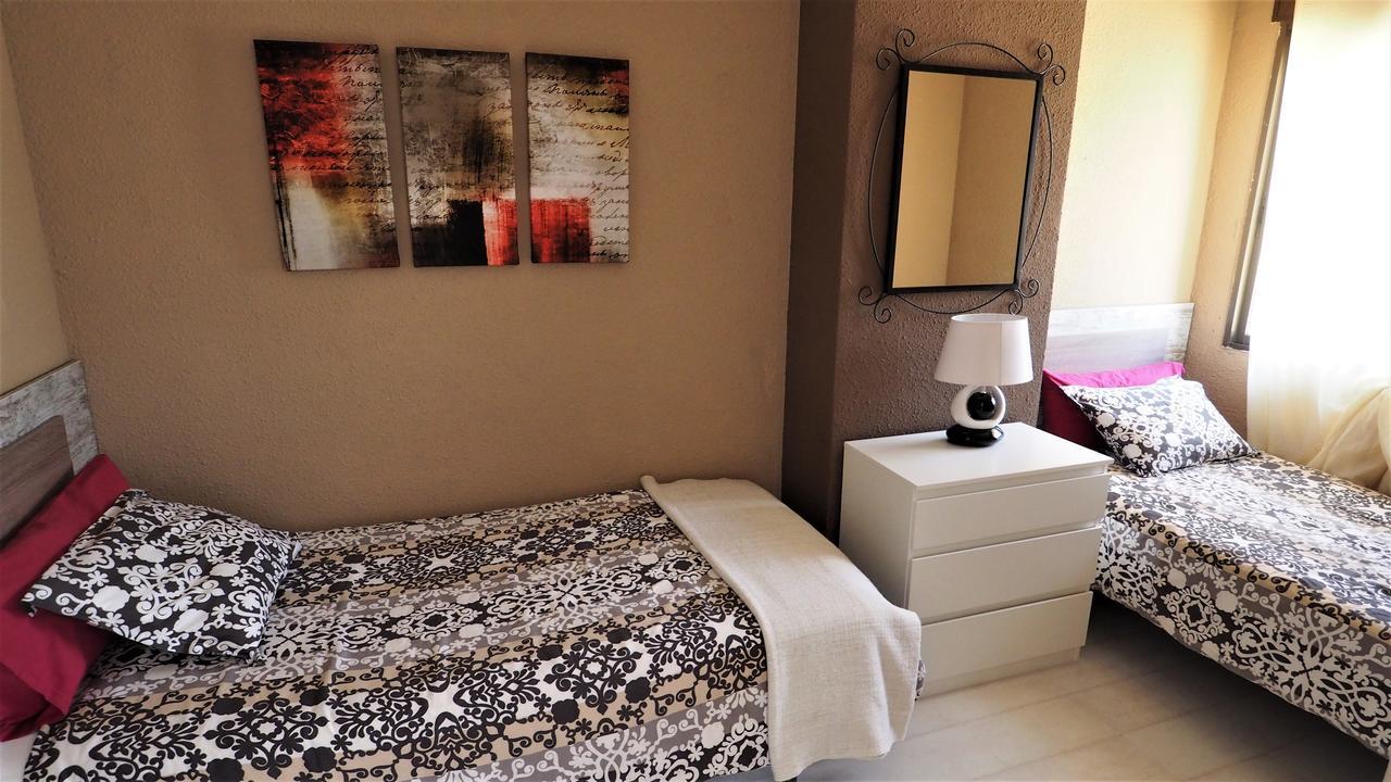Claire Seaview & Beach-Apartment Монгат Экстерьер фото