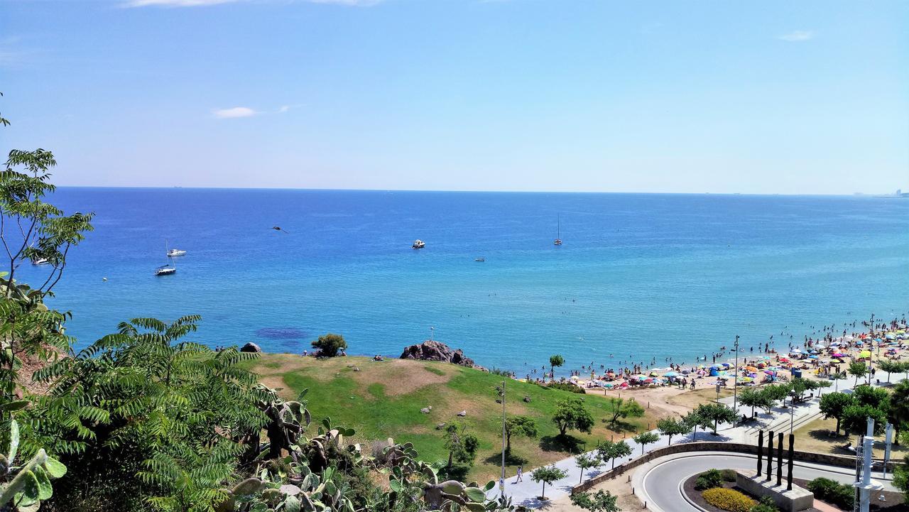 Claire Seaview & Beach-Apartment Монгат Экстерьер фото